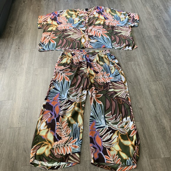 Ulla Popken Pants - Ulla Popken Plus Size 24/26 Tropical Print Top and Pants Set Multicolor 2830